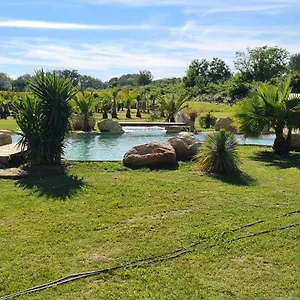 Des Cerisiers Jacuzzi Et Sauna Inclus Pour Tous Les 2*, Avignon Frankrijk